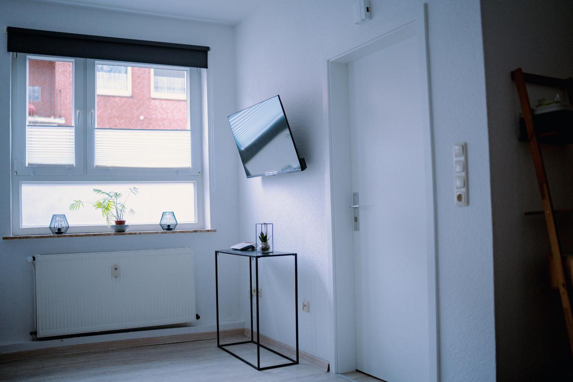 אמדן Schoenes Apartment In Der Altstadt , Kostenlose Parkplaetze In Der Naehe מראה חיצוני תמונה