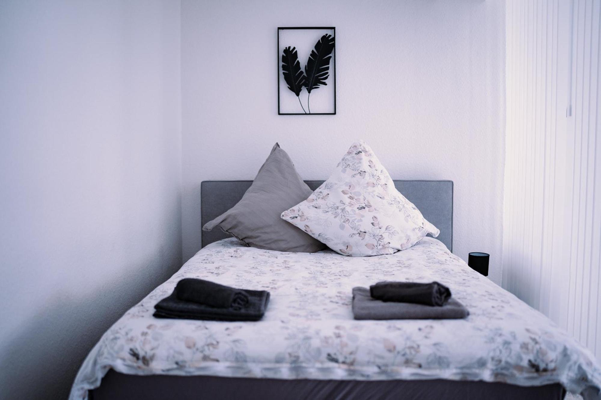 אמדן Schoenes Apartment In Der Altstadt , Kostenlose Parkplaetze In Der Naehe מראה חיצוני תמונה