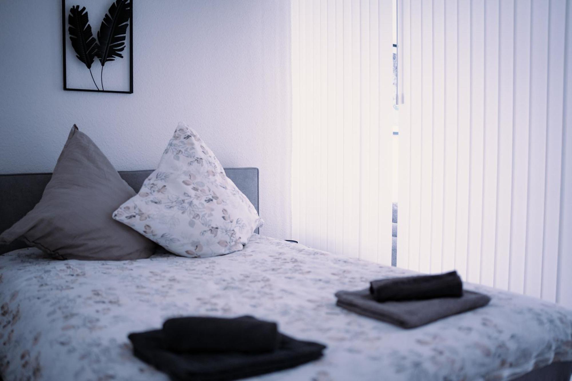 אמדן Schoenes Apartment In Der Altstadt , Kostenlose Parkplaetze In Der Naehe מראה חיצוני תמונה