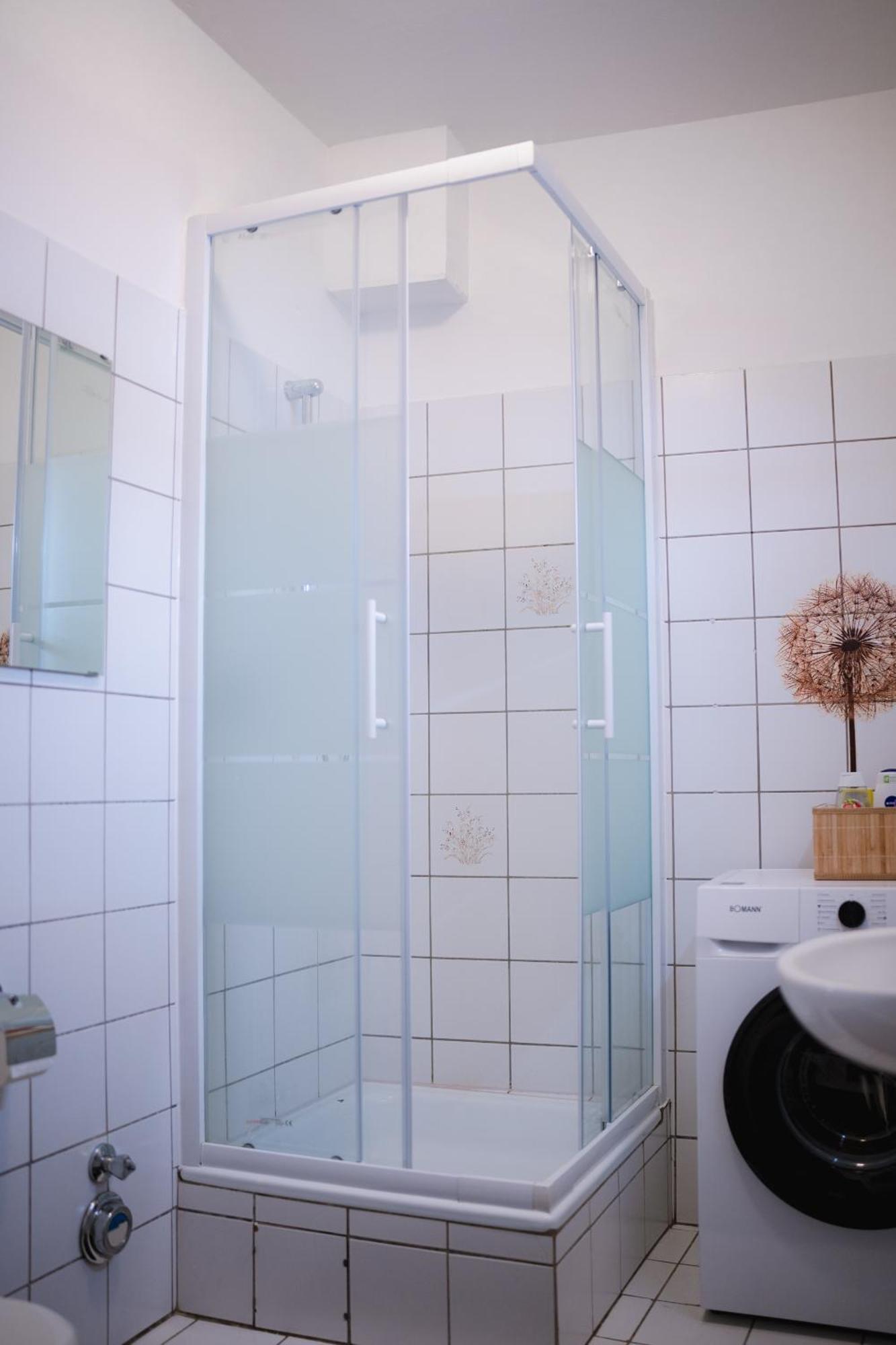 אמדן Schoenes Apartment In Der Altstadt , Kostenlose Parkplaetze In Der Naehe מראה חיצוני תמונה