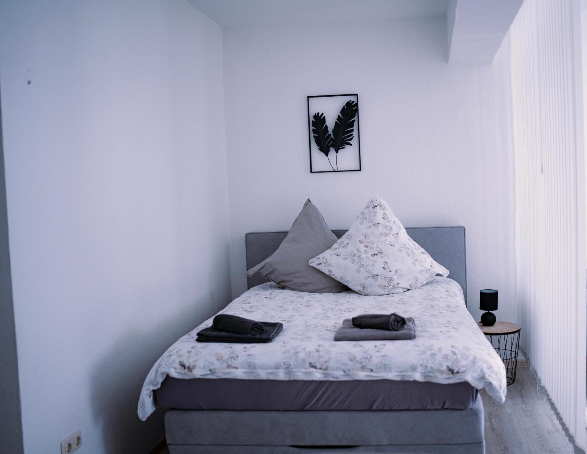 אמדן Schoenes Apartment In Der Altstadt , Kostenlose Parkplaetze In Der Naehe מראה חיצוני תמונה